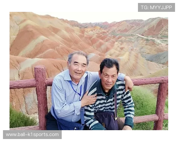《玩偶足球星:穿越赛场的梦想与冒险,揭开奇幻竞技之旅》 《玩偶足球星:穿越赛场的梦想与冒险,揭开奇幻竞技之旅》